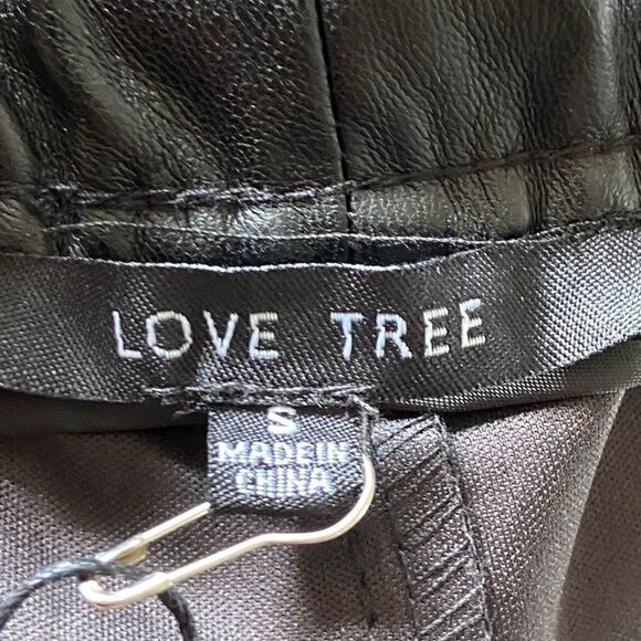 NWOT Love Tree Cognac Faux Leather Black Track Pants Joggers Size S - Picture 9 of 9